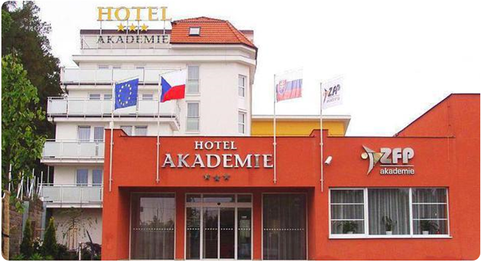 Hotel***/* Akademie Naháč
